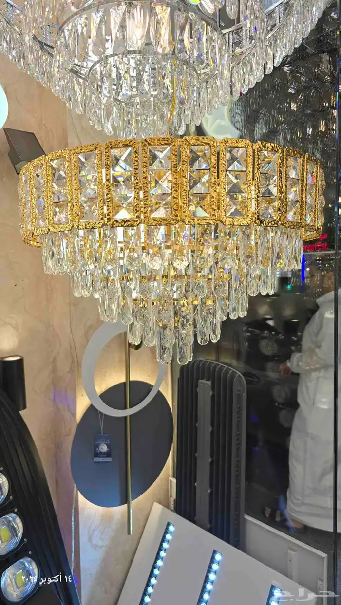 ثريات لد كريستال ثريات مودرن 7