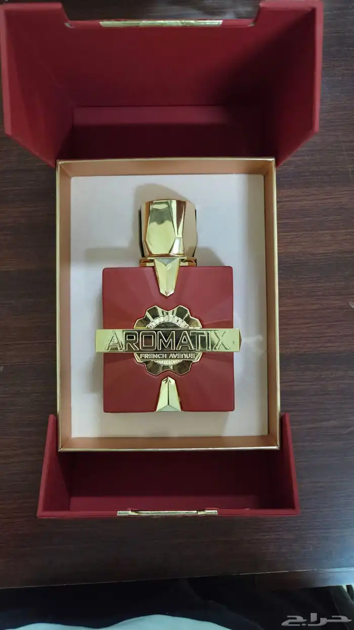 عطر شبيه كوير إنفراروج ميزون كريفيللي (كارنال ديزاير) 4