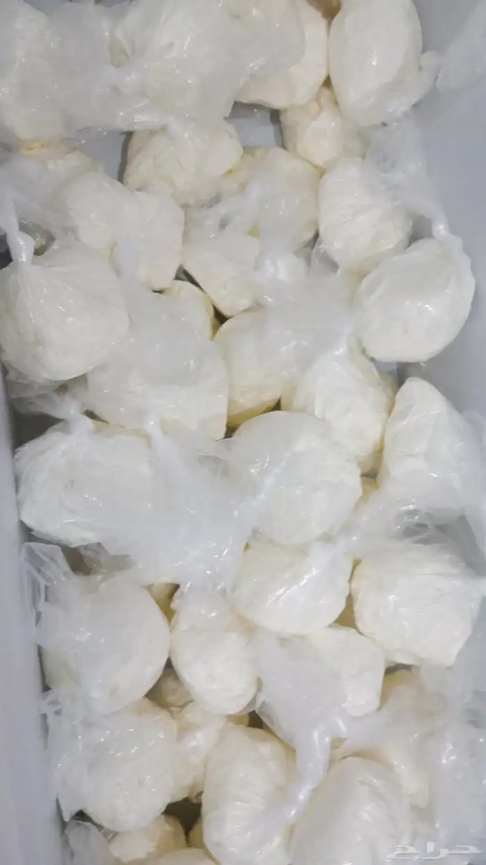يوجد لدينا زبده غنم وبقرمشروطه تاخذ 10تجرب1 ما اصلح لك يرجع 4