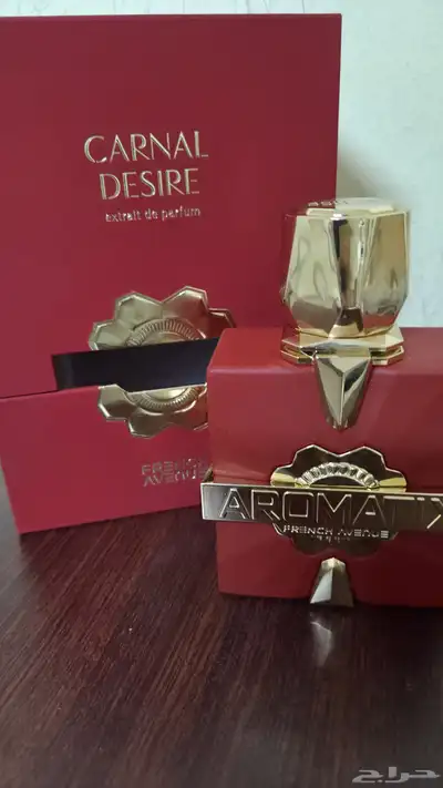 عطر شبيه كوير إنفراروج ميزون كريفيللي (كارنال ديزاير) index