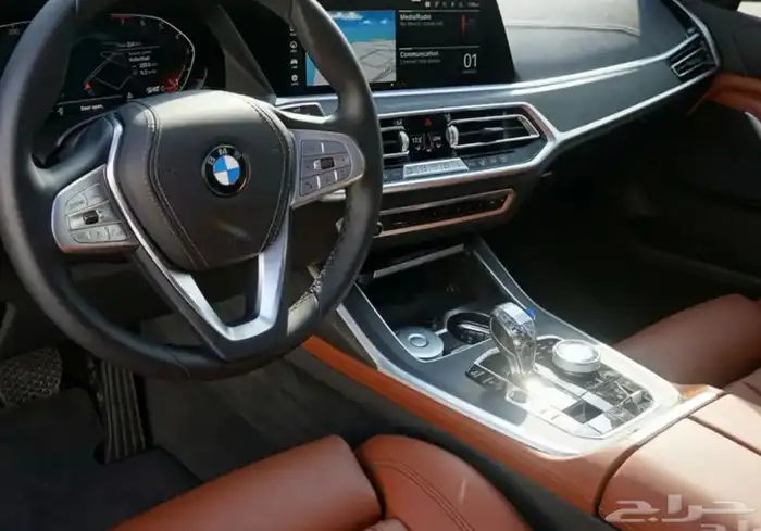 جيب عائلي BMW-X7 بحالة ممتازة موديل 2021 ممشى قليل 1