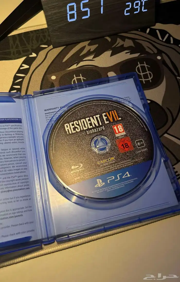 شريطين ريزدنت ايفل للبيع 3