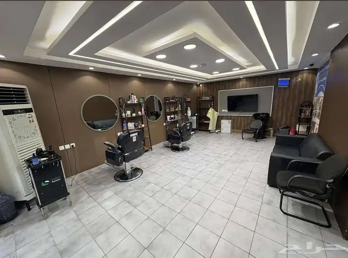 مركز مساج وصالون حلاقه للتقبيل 1