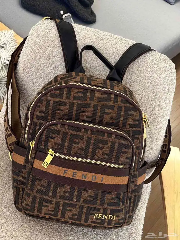 شنطة ظهر ماركة فندي هاي كوالتي شامل التوصيل والشحن 6