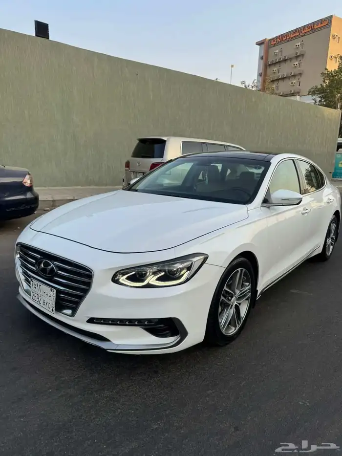 هيونداي ازيرا 2020 1
