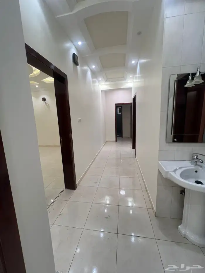 شقه دور ارضي بالمحاله جديده 1