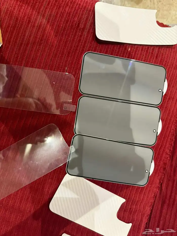 كفرات ايفون 15 عادي العدد  10 غير مستعمله 0