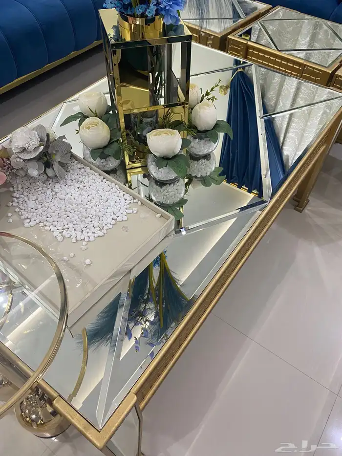 طاولات خدمه 0