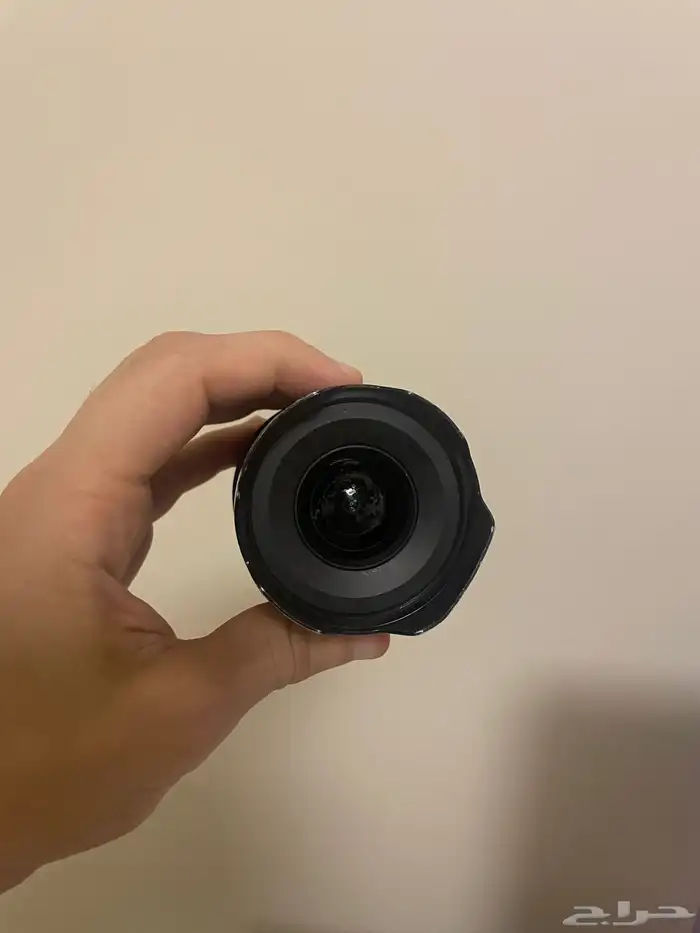 عدسة كاميرا 0