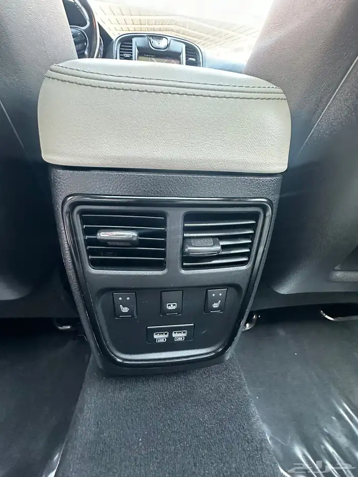 كرايسلر C 300 2019 سعودي المتحده للسيارات 13