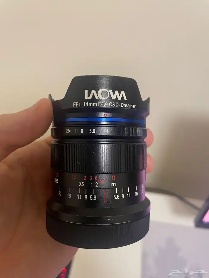 عدسة كاميرا 1