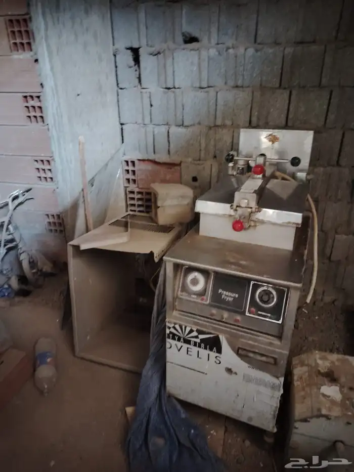 مكينة برست   بطاطس   عجانه   مدخنه   مغاسل   ثلاجة عرض 27