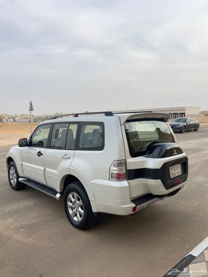 باجيرو 6 سلندر بودي وكالة 8