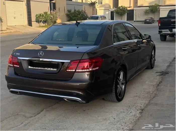 مرسيدس E300 موديل 2016 ستة سلندر 3