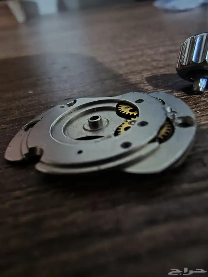 ساعة تيسوت TISSOT PRC 200 السويسرية الأصلية مستعمل 25