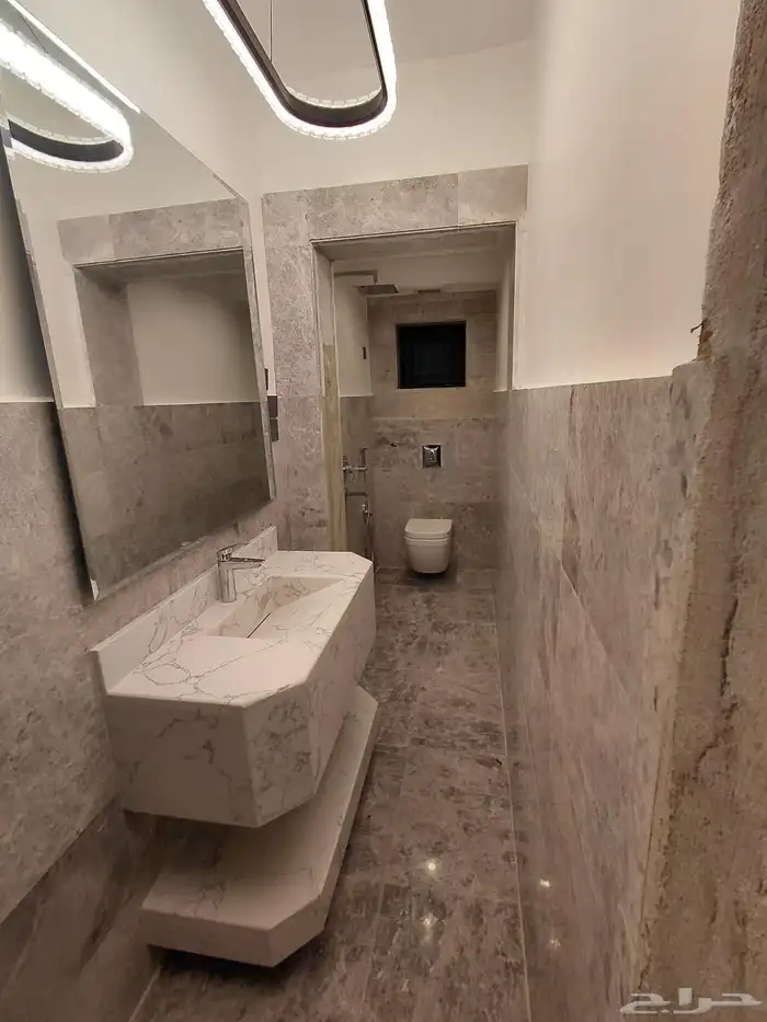 متخصصون في أعمال السباكه والكهرباء 2