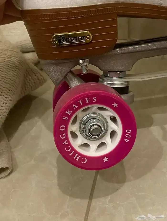 حذاء تزلج رباعي العجلات 5