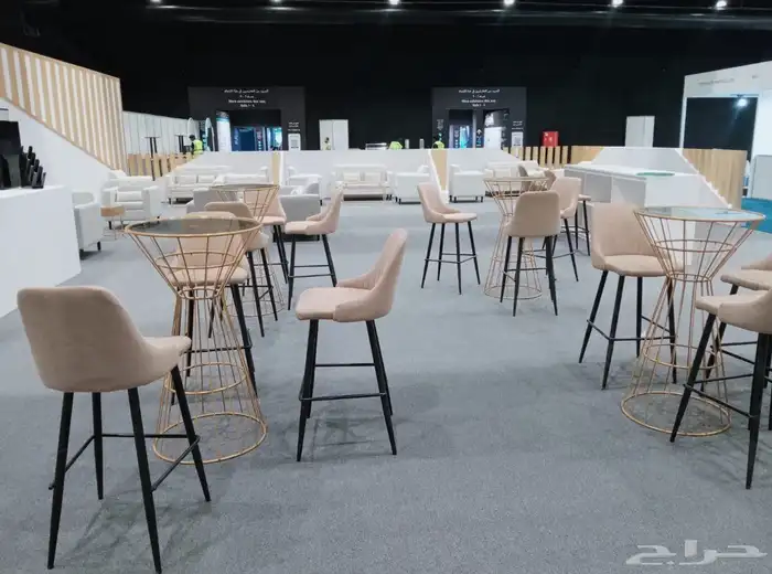 طاولات خدمة 5