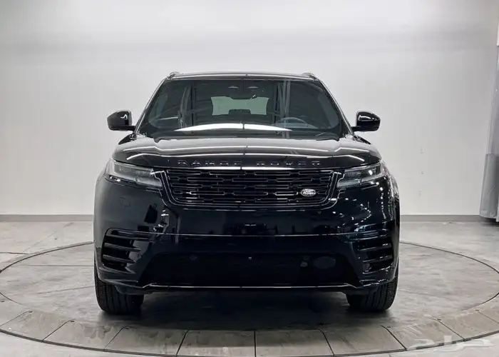 2025 Range Rover Velar 0