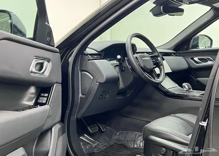 2025 Range Rover Velar 7