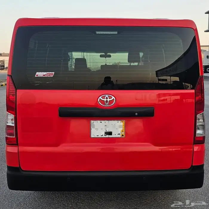 تويوتا باص نقل بضائع 2021 للبيع 5