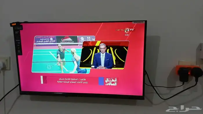شاشة دان سات 32 استعمال خفيف بالكرتونه والضمان ورسيفر وسلك 1