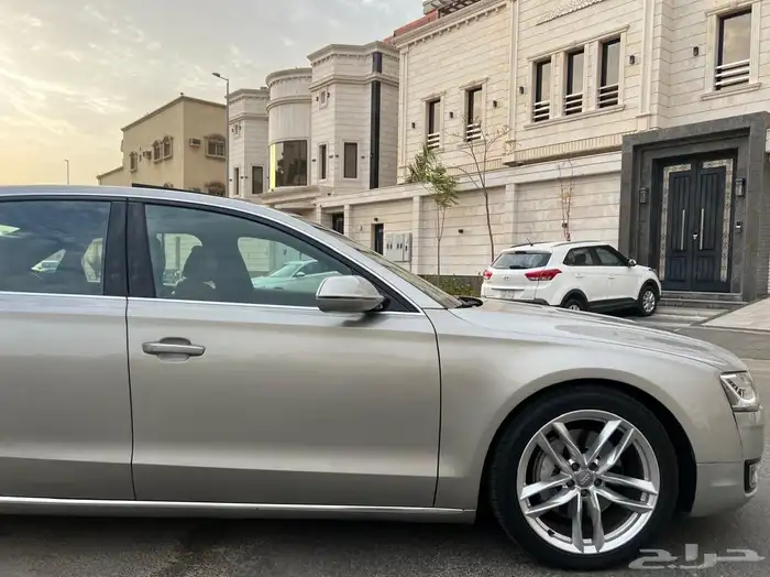 اودي A8 2015 10