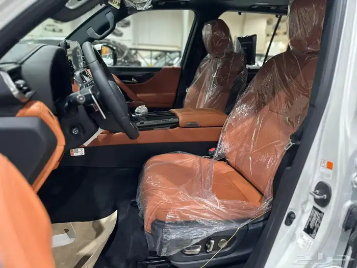 لكزس سعودي LX 600 VIP 2025 3