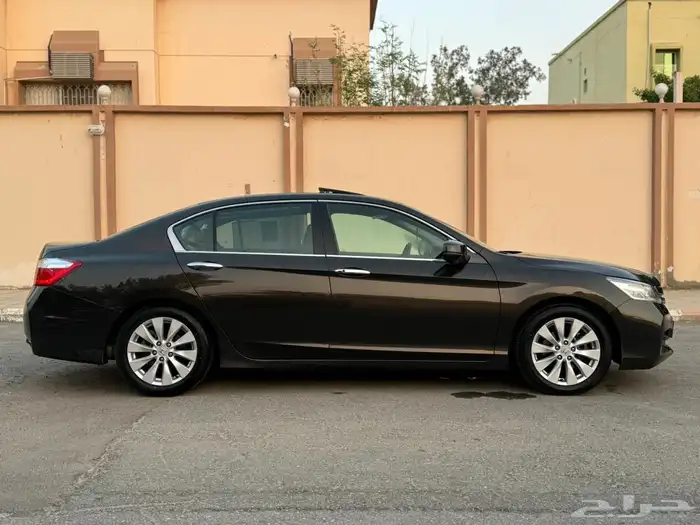 هوندا اكورد 2016 V6 وكاااله 8