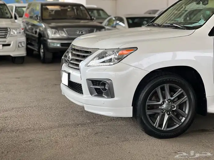 سعودي وكالة 2014.. Lexus 4