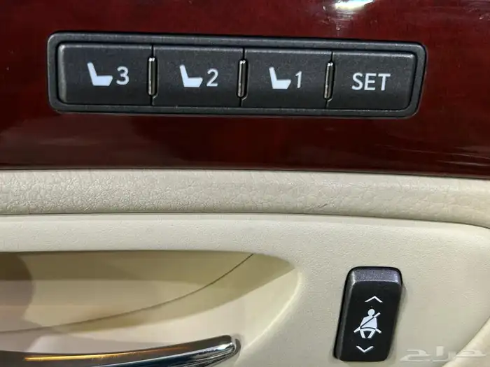 لكزس - LS460 L - 2011 - ( بحاله ممتازه ) 10