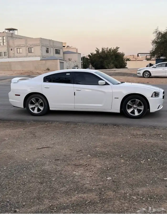 دودج تشارجر 2014   6 سلندر 1