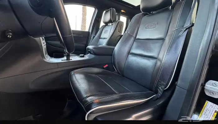 Grand Cherokee 14
