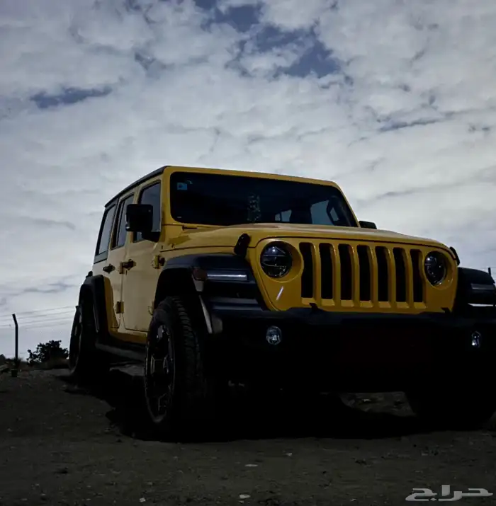جيب رانجلر 2020 اصفر 0
