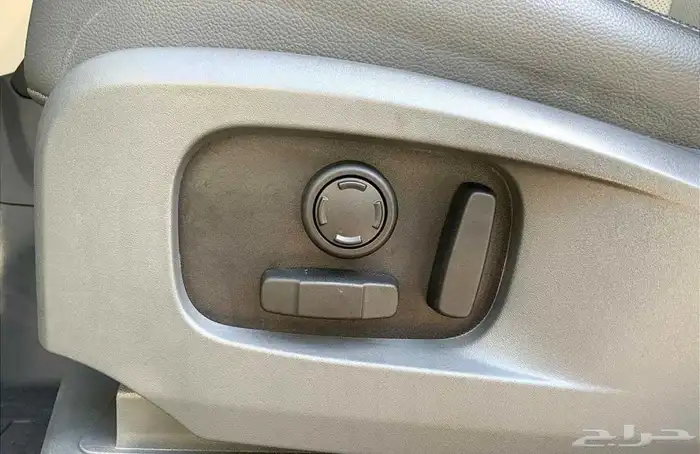 لاند روفر ديفندر 110 موديل 2023 Land Rover defender تم البيع 23