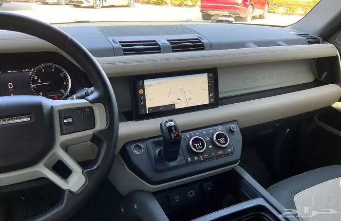 لاند روفر ديفندر 110 موديل 2023 Land Rover defender تم البيع 8