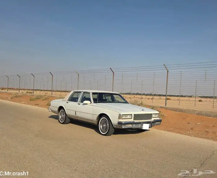 للإيجار سيارات كلاسيك نوع السيارة شفرولية كابريس 88 6