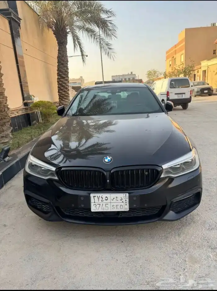 بي ام الفئه الخامسه 530i موديل 2018 للبيع 0