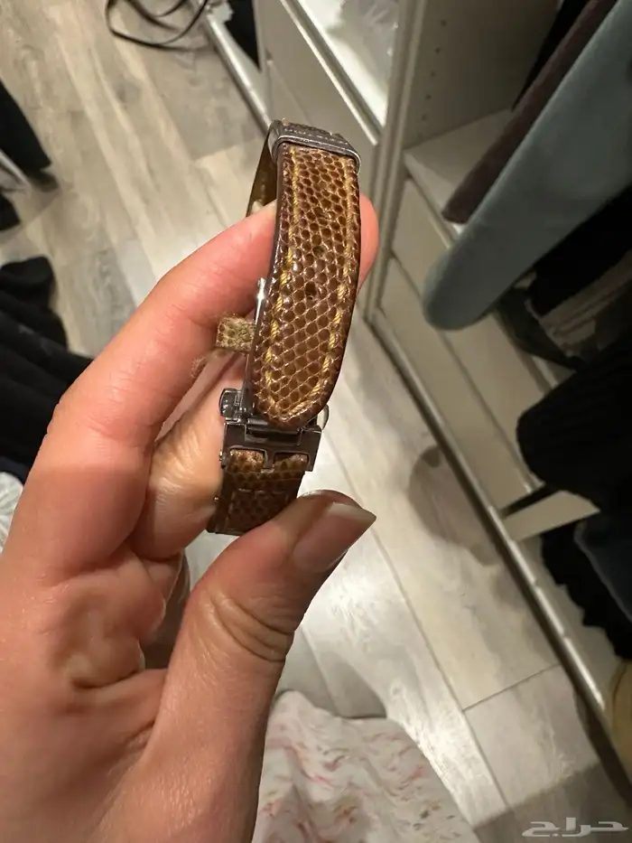 ساعة nina ricci مستعملة 4