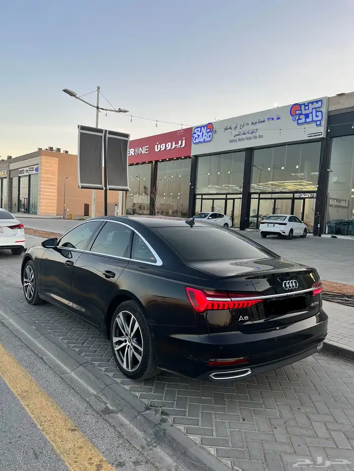 اودي A6-2021 3