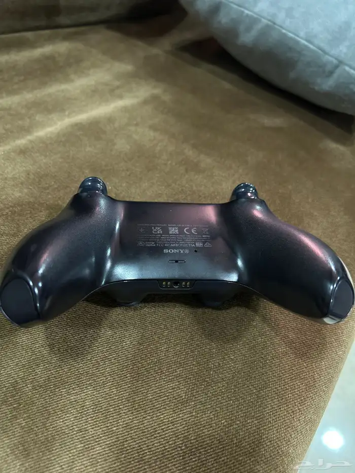 يد سوني فايف 1