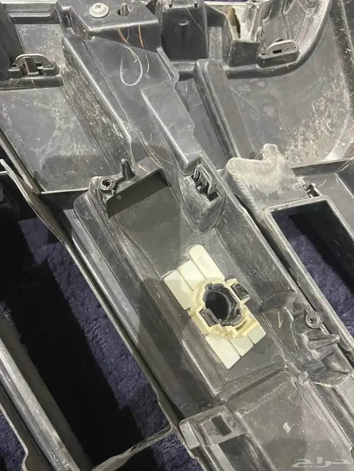 شبك جيب لكزس LX570 اصلي وكاله 10