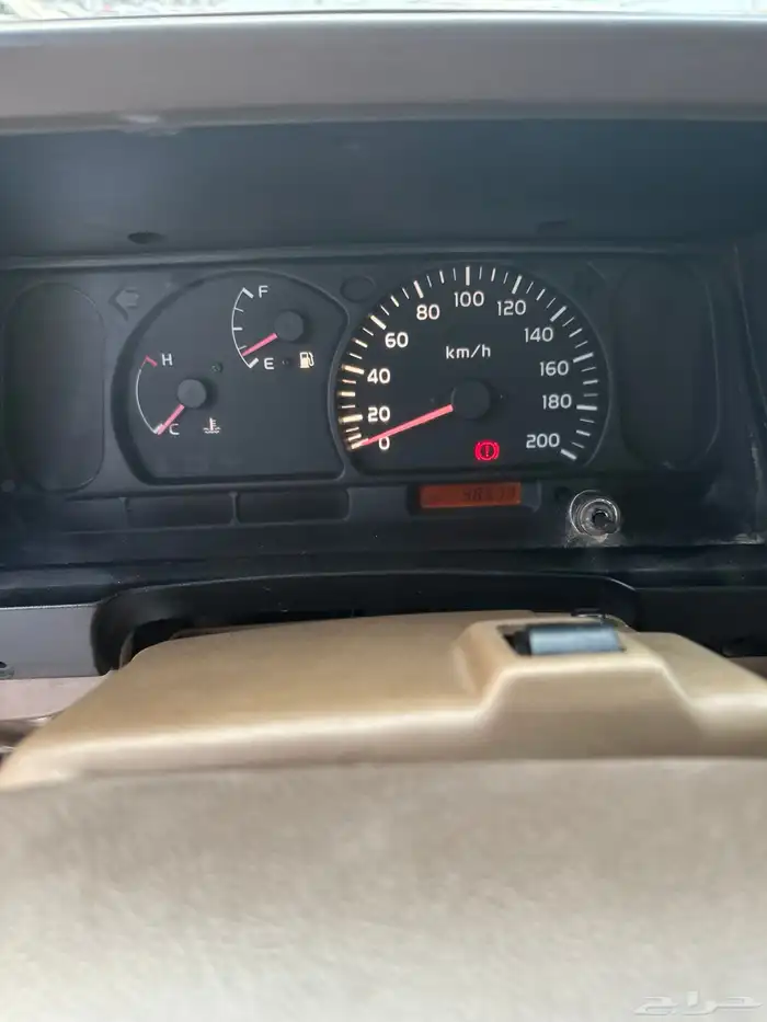 جيب ربع 2005 ماشي 98 الف السوم 50 41