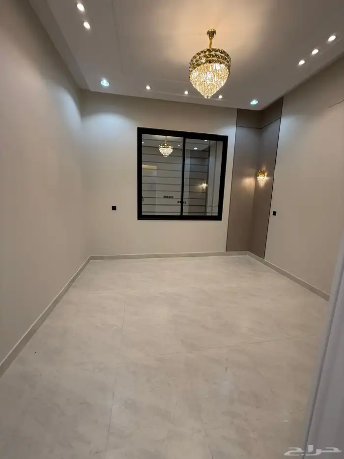 للبيع دور أرضي بحوش وشقق علويه بسطح حطين المحاله ابها 20