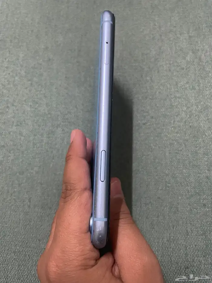iPhone XR 3