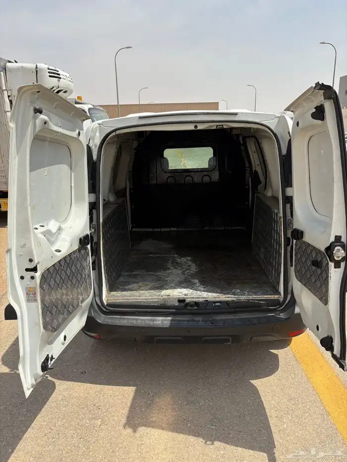 رينو دوكر 2018 0