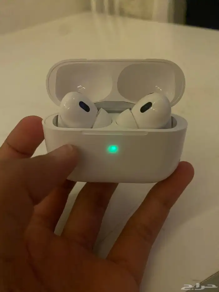 سماعة ايربودز برو2 مع شاحن مجان ا البيع مستعجل 0