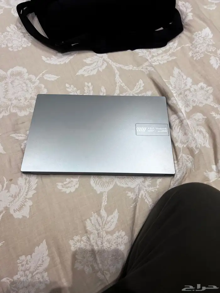LaptopAsus Vivabook لابتوب 7