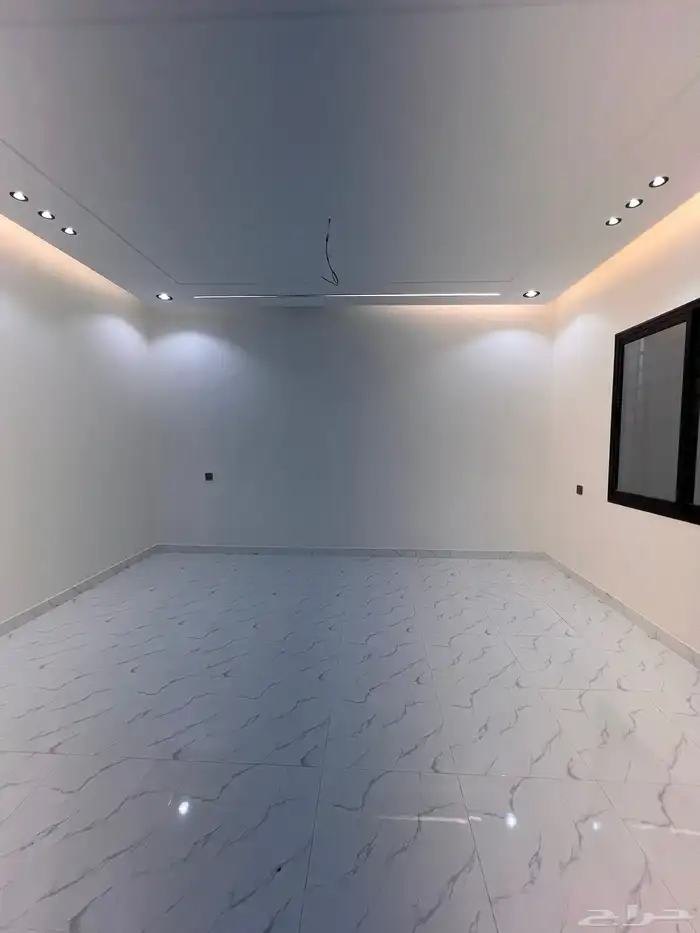 للبيع ارواف علويه وادوار ارضية ببيكه سياره خميس مشيط 11