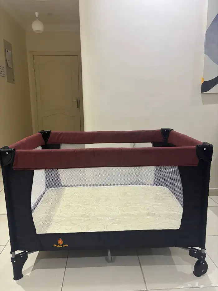 سرير اطفال 0